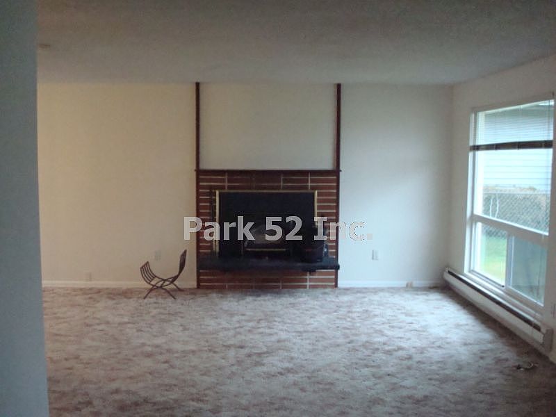 2nd image of 505 E 78th St