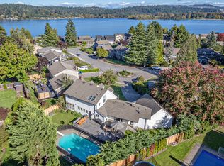 4555 193rd Pl SE, Issaquah, WA 98027