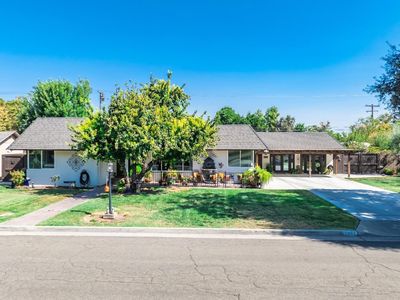 2061 Short Dr, Hanford, CA, 93230
