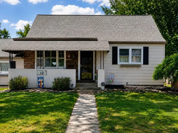 12 Digby Dr, Blackwood, NJ 08012