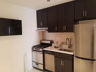 Rented by Premier One Realty LLC