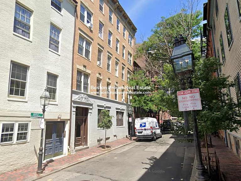 9 Myrtle St #4 — Photo 11