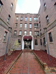 38-05 65th Street #2F, Queens, NY, 11377