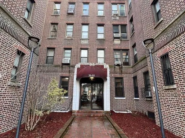 38-05 65th Street #2F, Woodside, NY 11377
