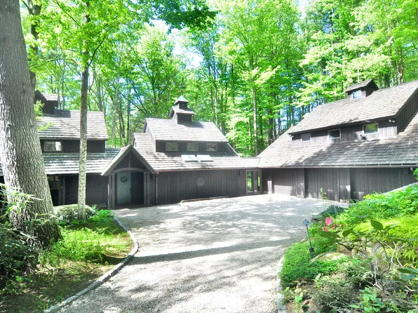 21 Bexley Court, Goshen, CT 06756