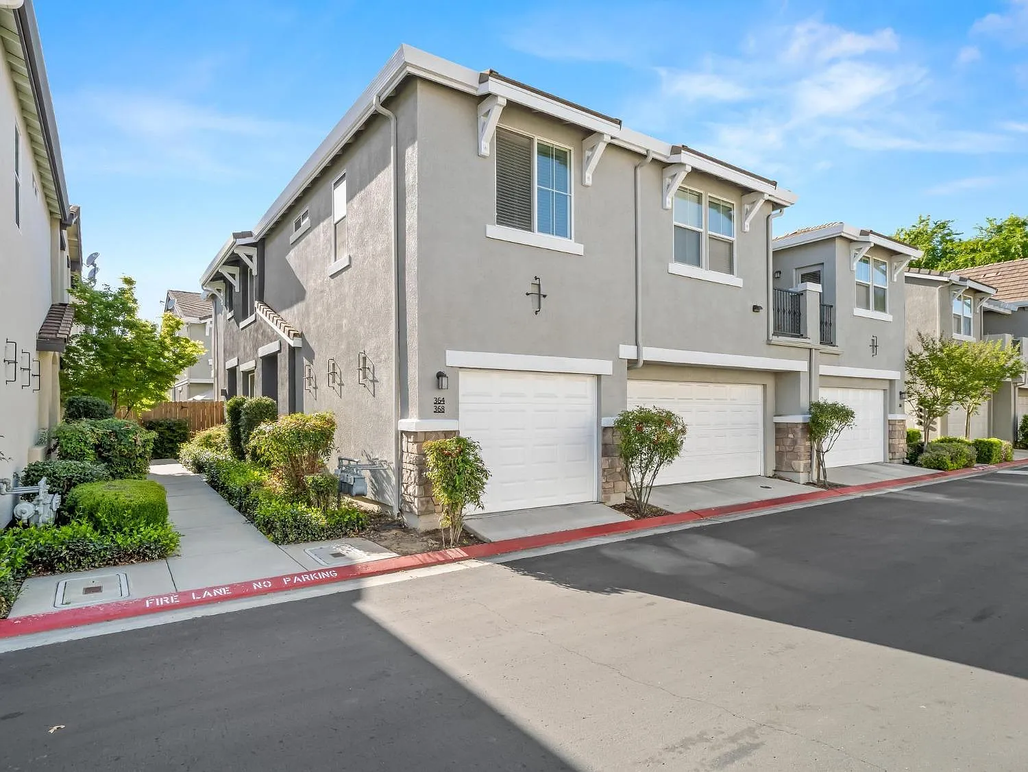 368 N Raphael Ln photo 1