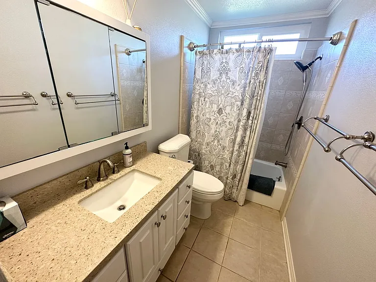 386 N Ironpike Cir — Photo 15