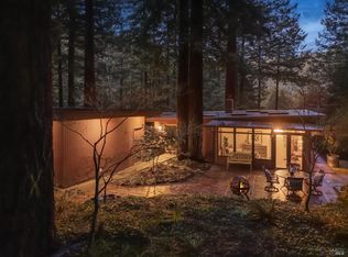 8 Huckleberry Hts, Cazadero, CA