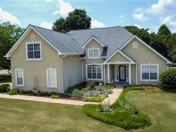 200 Chatfield Way, Locust Grove, GA 30248