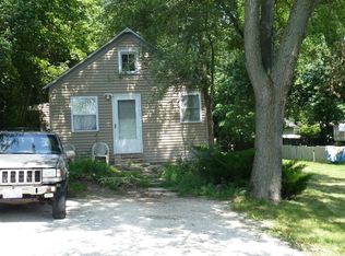 7216 Huron Dr, Wonder Lake, IL