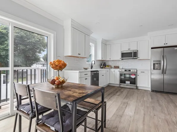 161 Sumner St #2, Quincy, MA 02169