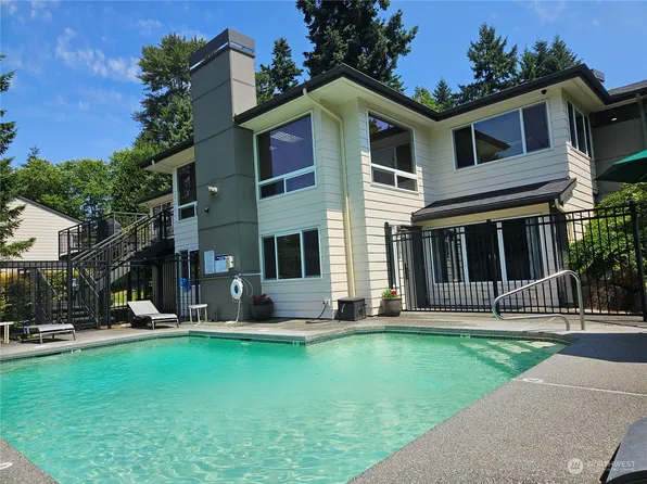 31500 33rd Place SW #D201, Federal Way, WA 98023