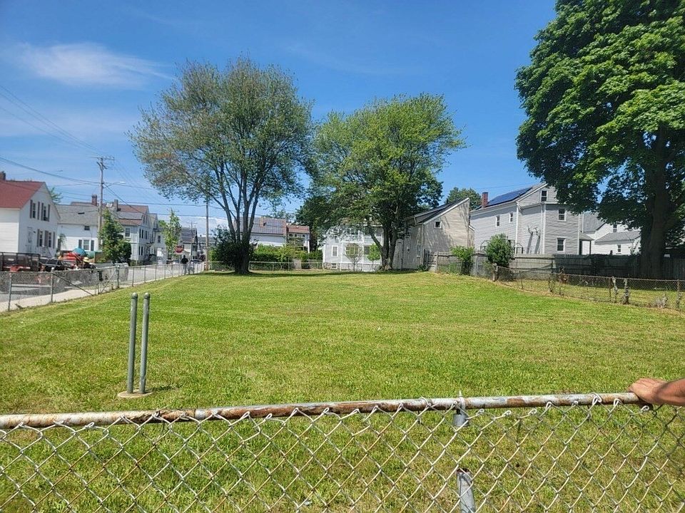 2nd image of N O Street Ss