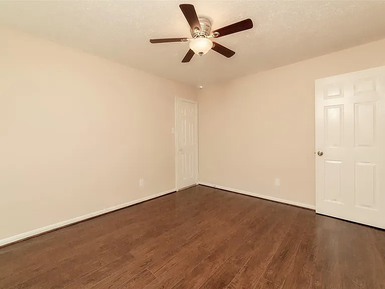 1727 Park Forest Dr — Photo 17