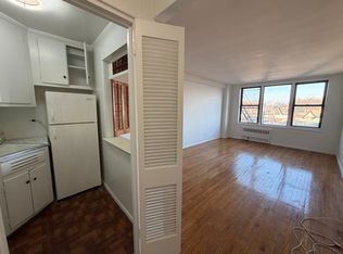 15 Mackay Pl APT 5C, Brooklyn, NY 11209