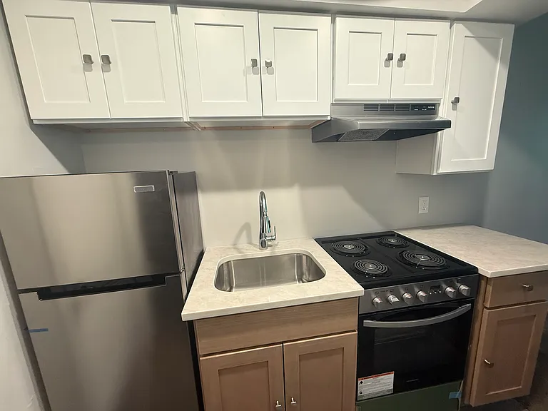 412 Gravel Pond Rd #5 — Photo 8