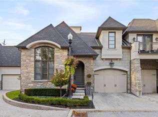 25 Arbourvale Cmn, Saint Catharines, ON L2T0A6