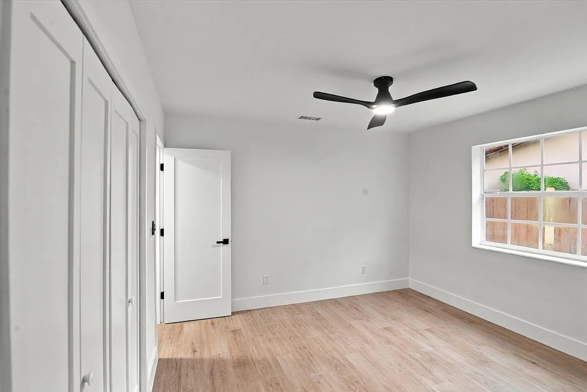 14420 Lake Childs Ct — Photo 2