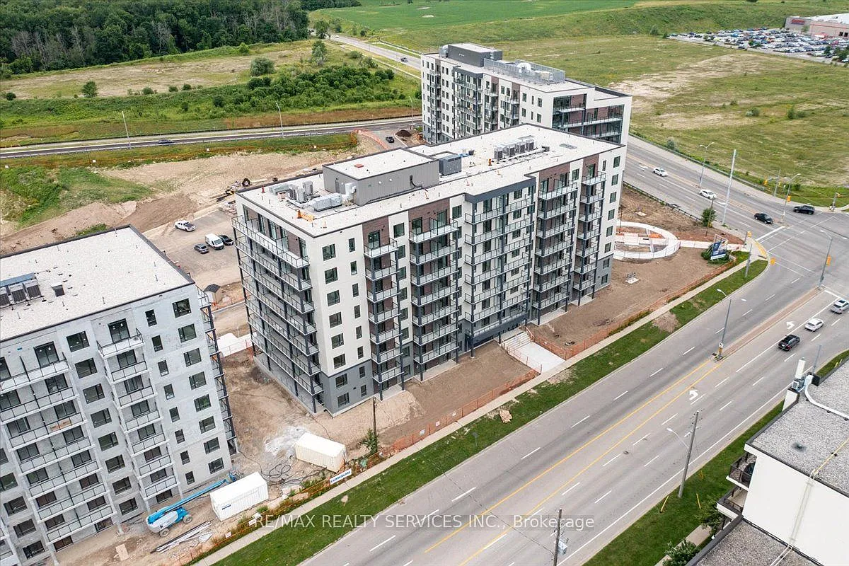 2 bed, $2,375 — Photo 2