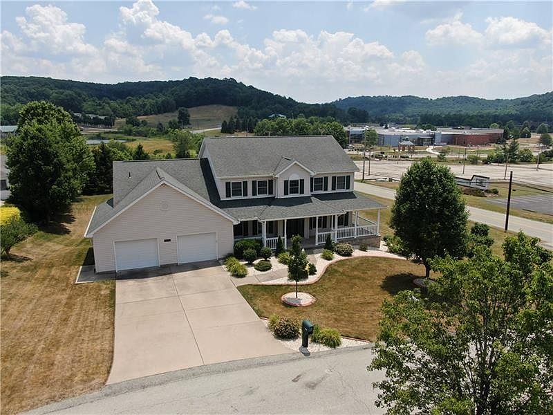 1st image of 700 Muirfield Dr
