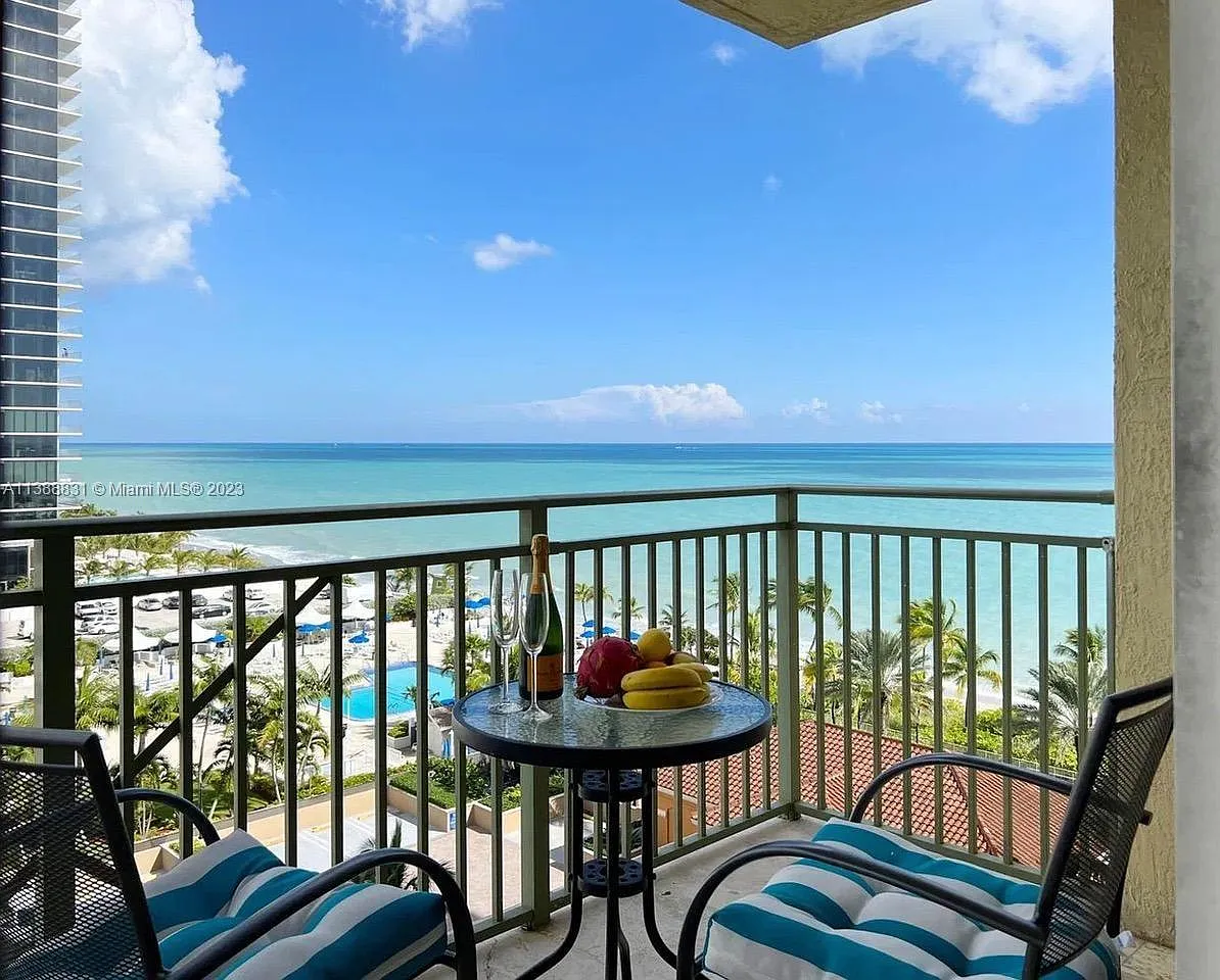 2080 Ocean Drive Condo — Photo 1