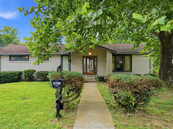 2nd image of 4912 Shasta Dr