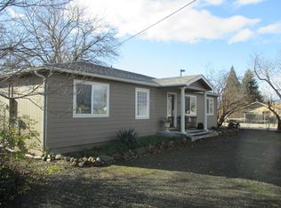 2312 Roberts Rd, Medford, OR 97504