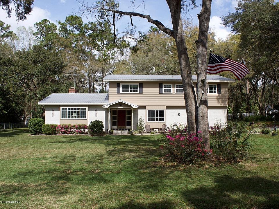 1st image of 710 Fernwood Dr
