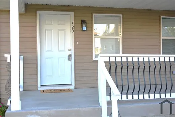 420 Harlan St — Photo 4