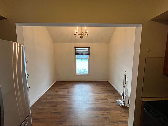 2nd image of 5637 Grace Ave