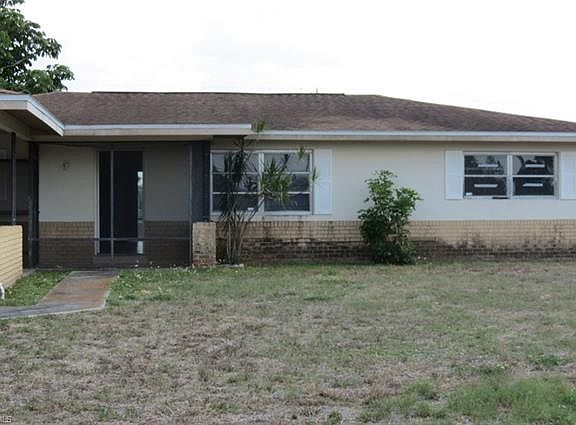 2nd image of 1406 NE 4th Ter