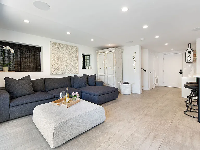 5317 Pacific Ave — Photo 9