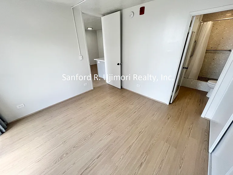 775 Kinalau Pl #301 — Photo 6