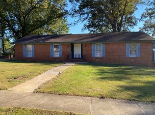 36 Trailwood Dr, Jackson, TN 38301