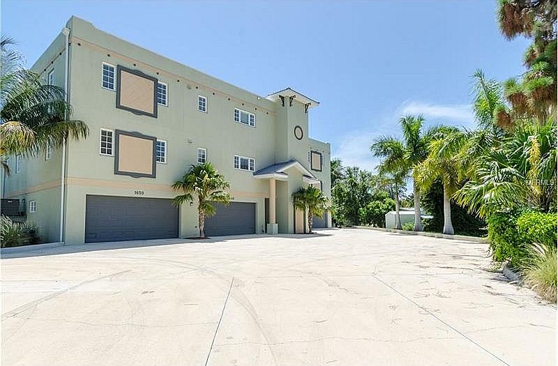 1st image of 1640 Winstan Ave