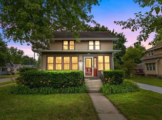 1863 Doty St, Oshkosh, WI 54902