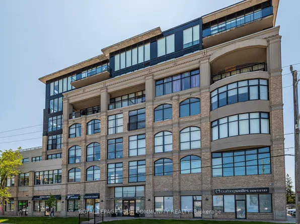 10376 Yonge St #704, Richmond Hill, ON L4C 3B8
