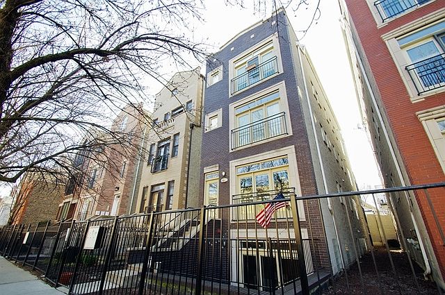 1st image of 934 N Wood St #1