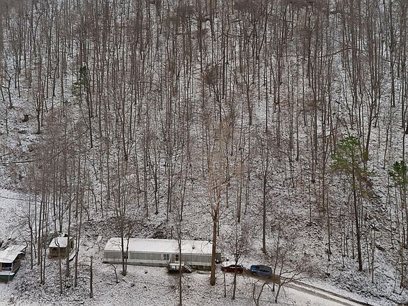 5th image of 428 Kelly Fork Rd