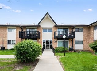 20A Kingery Quarter APT 201, Willowbrook, IL 60527