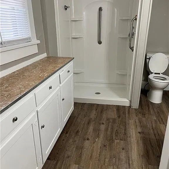 2132 Wayne Ave — Photo 10