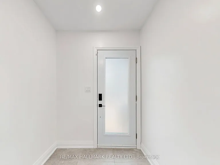2205 Victoria Park Ave #MAIN — Photo 14