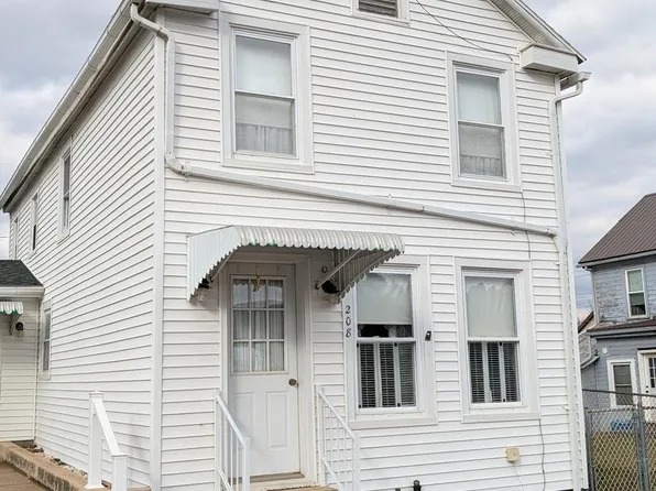 208 Main St, Port Royal, PA 17082