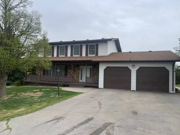 205 Terrace Rd, Chamberlain, SD 57325