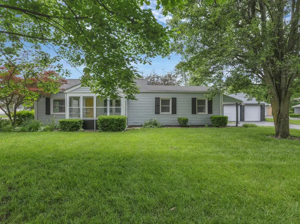 2227 Zollinger Rd, Upper Arlington, OH 43221