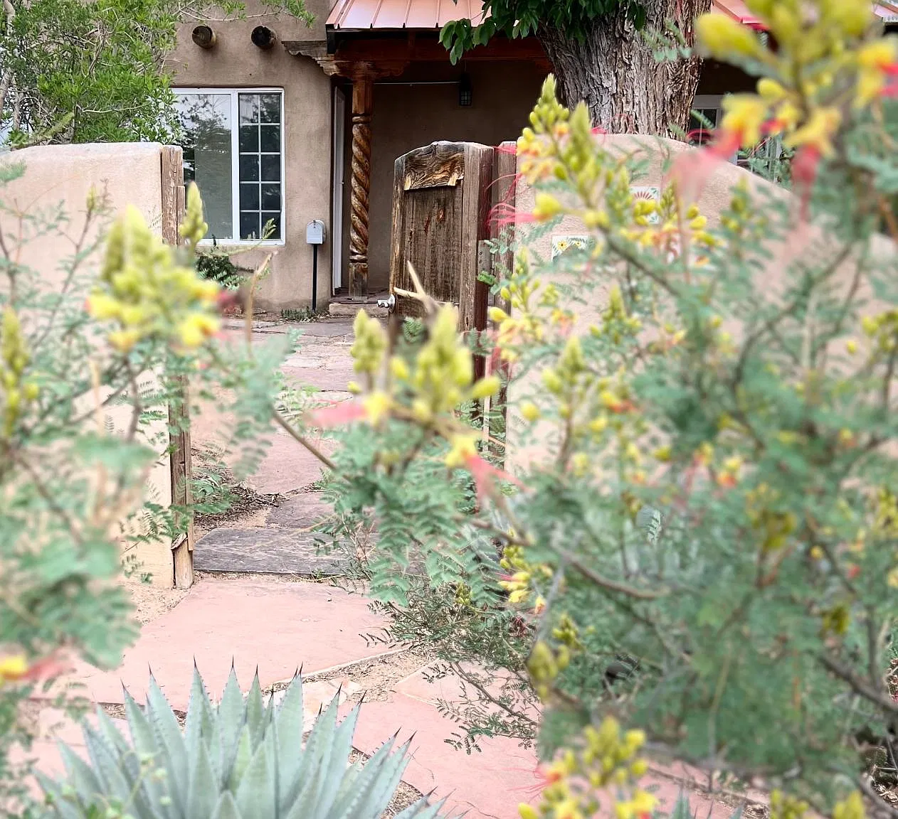 2 bed, 950 sqft, $1,950 — Photo 3