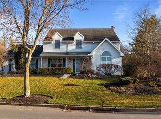 3642 Country Club Rd, Allentown, PA 18103