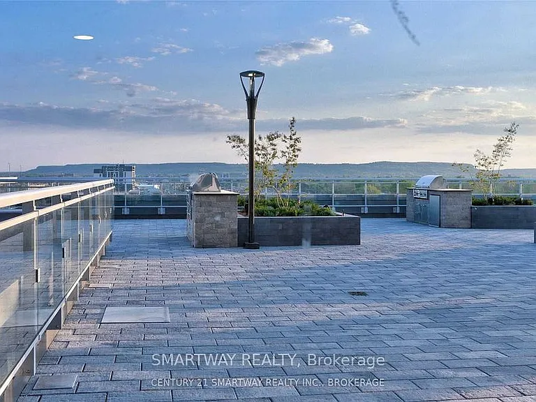 1050 Main St E #321 — Photo 26