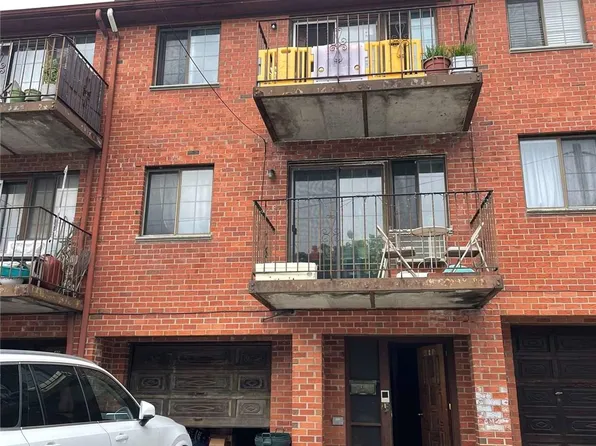 40-16 165th Street, Flushing, NY 11358