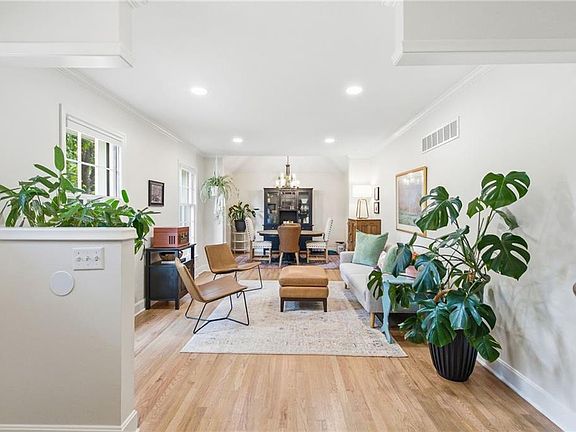 5th image of 9309 Horton St